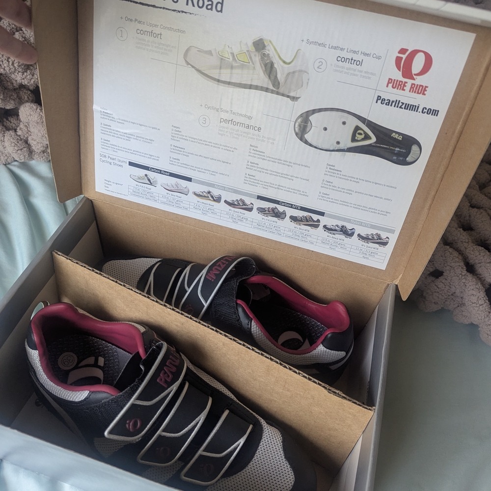 Pearl Izumi Black and Pink Athletic Shoes